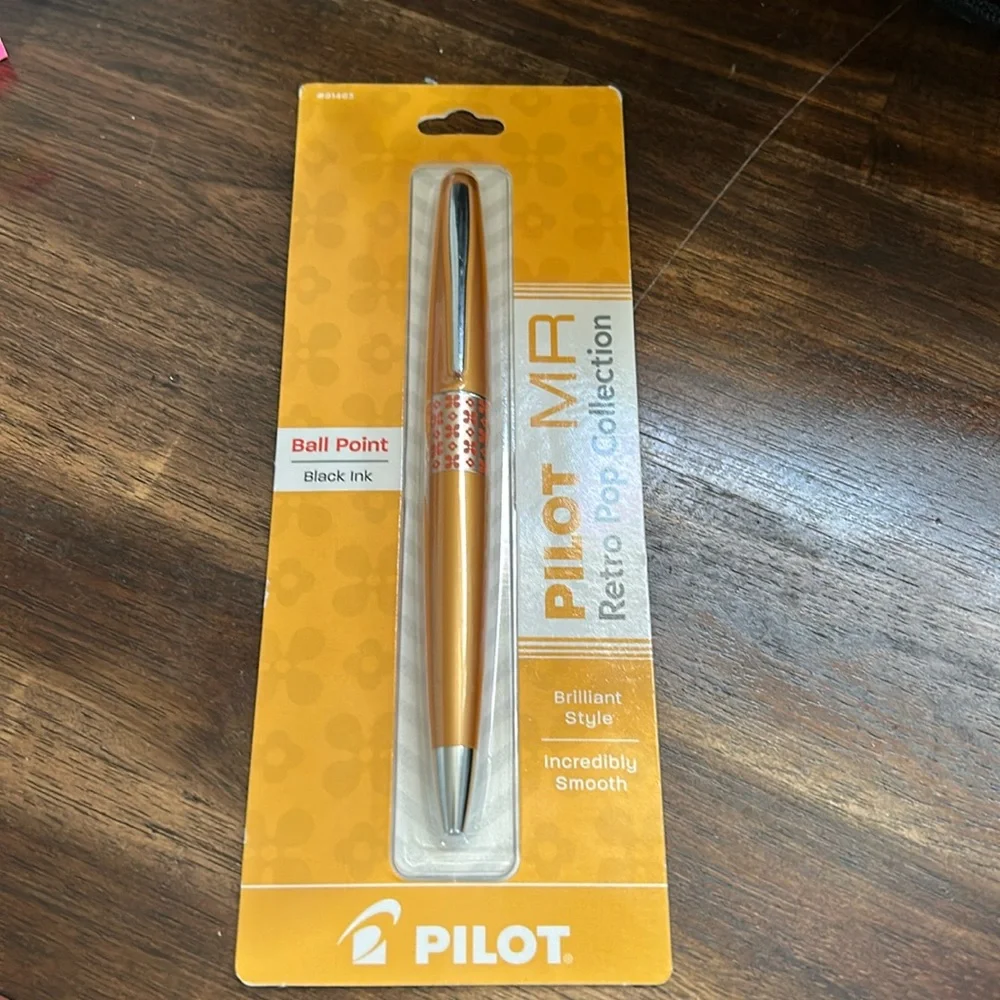 Pilot MR Retro Pop Collection Pen - Picture 1 of 3